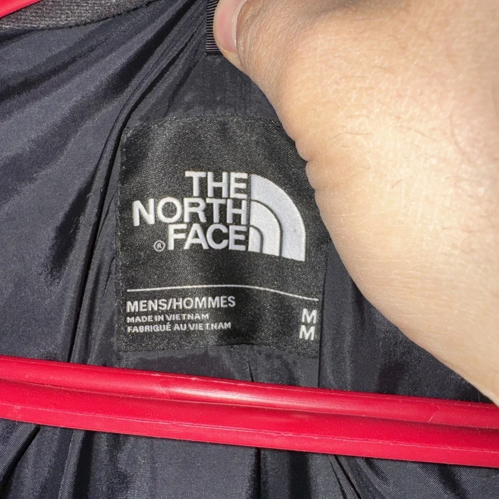 The North Face TNF Men Medium‎ Outdoor Light Jacket Winderbreaker